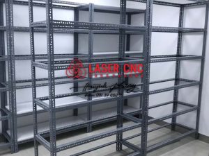 Cắt sắt V làm kệ