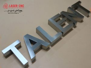 Chữ inox xước