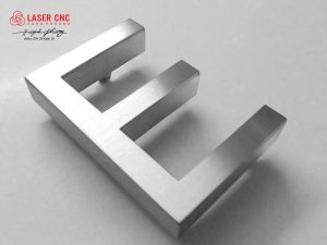 Chữ inox trắng xước