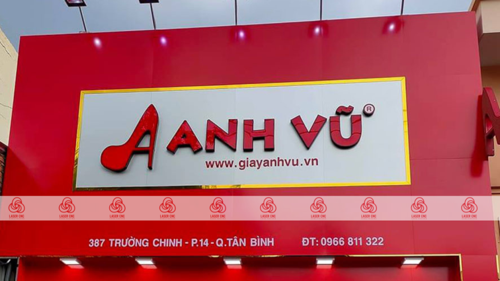 Bảng hiệu mica Giày Anh Vũ