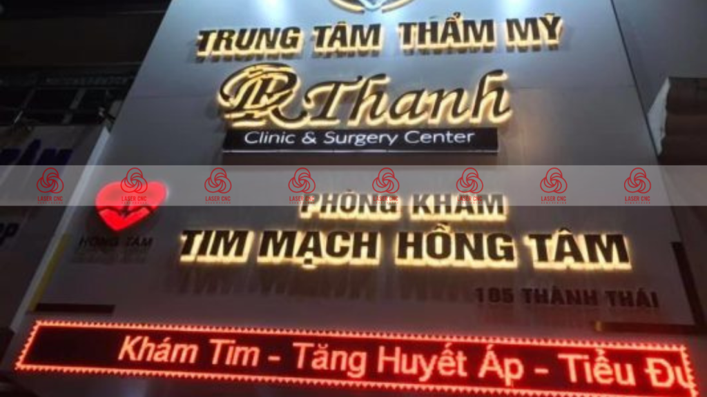 Bảng hiệu Trung tâm thẩm mỹ và phòng khám chứ inox